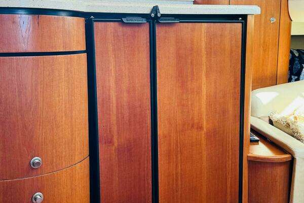 2007 Tiara Yachts 39