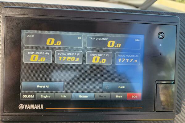 Silver Fox 37ft Axopar Yacht For Sale