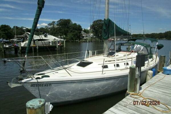 Photo of the 1988 Catalina 34 "Talisman"