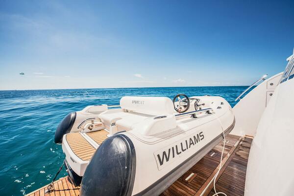 Transcendence 78ft Azimut Yacht For Sale