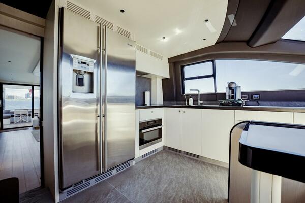 Transcendence 78ft Azimut Yacht For Sale