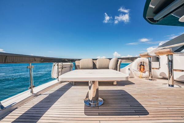 Transcendence 78ft Azimut Yacht For Sale