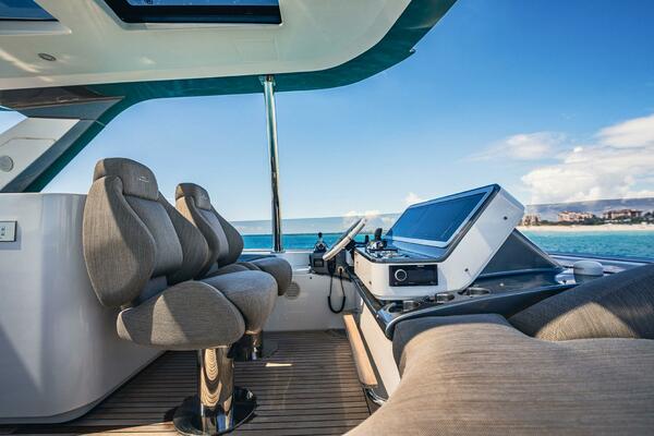 Transcendence 78ft Azimut Yacht For Sale