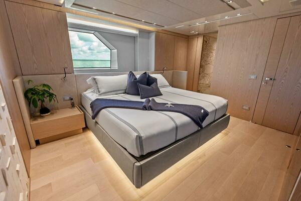GLORY 126ft Sanlorenzo Yacht For Sale
