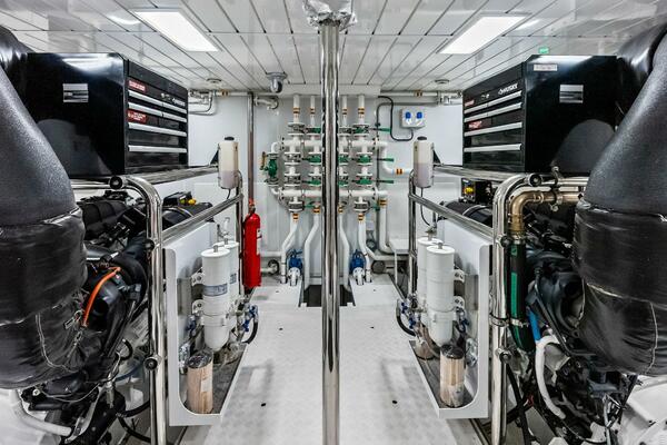 GLORY 126ft Sanlorenzo Yacht For Sale