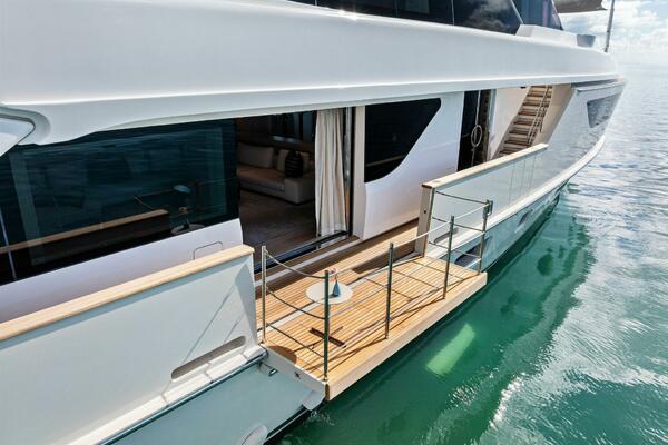 GLORY 126ft Sanlorenzo Yacht For Sale