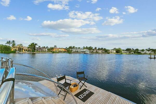 2008 Palmer Johnson 124