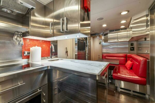 2008 Palmer Johnson 124