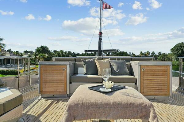 2008 Palmer Johnson 124