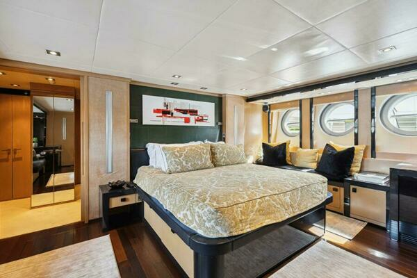 2008 Palmer Johnson 124