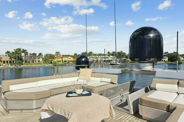 2008 Palmer Johnson 124