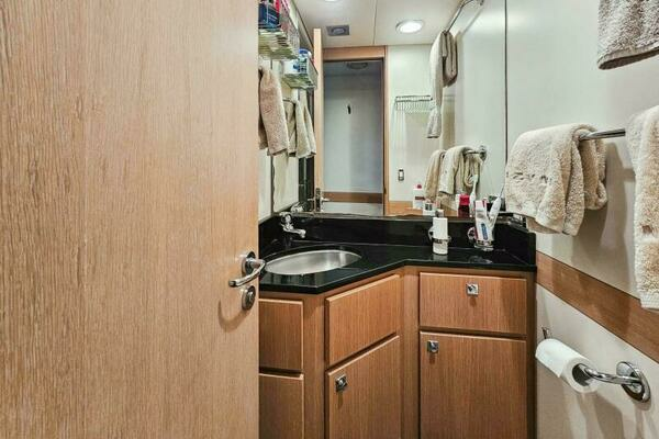 2008 Palmer Johnson 124