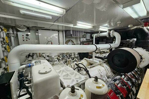 2008 Palmer Johnson 124