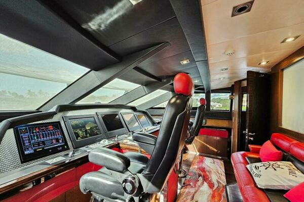 2008 Palmer Johnson 124