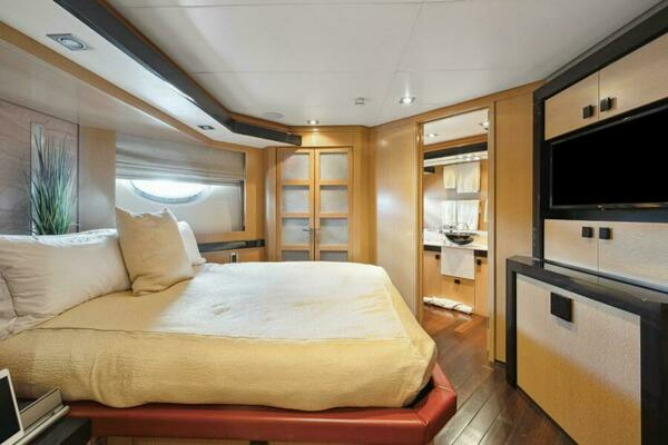 2008 Palmer Johnson 124