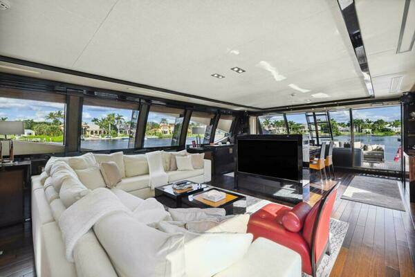 2008 Palmer Johnson 124