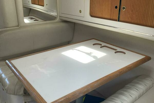 Photo of the 1999 Sea Ray Sundancer