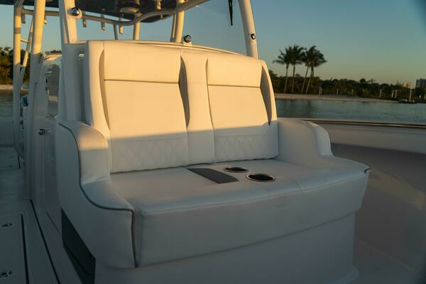 33 FE 33ft Southport Yacht For Sale