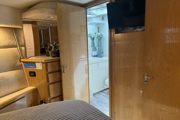 Negotiator 54ft Hatteras Yacht For Sale