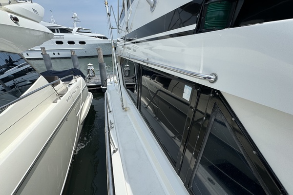 Negotiator 54ft Hatteras Yacht For Sale