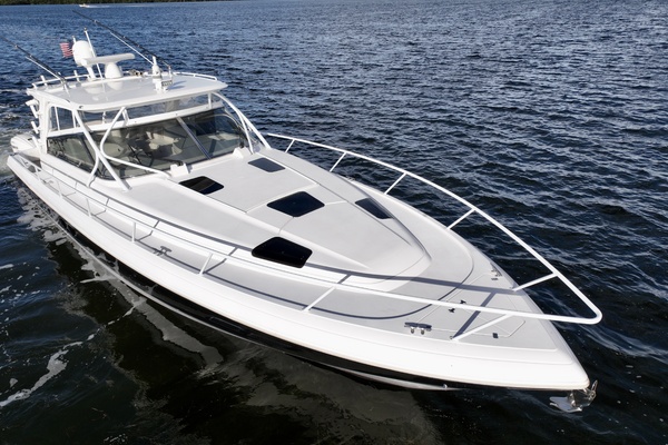 47ft Intrepid Yacht For Sale