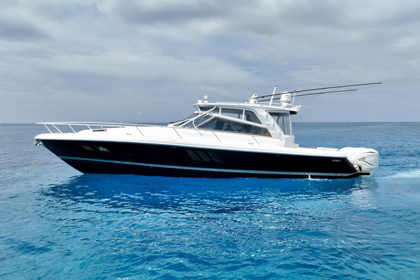 47ft Intrepid Yacht For Sale