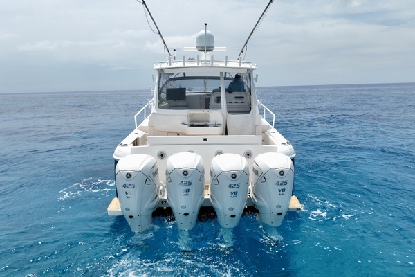 2019 Intrepid 47