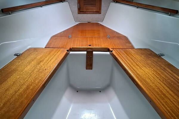 2021 Boston Whaler 31