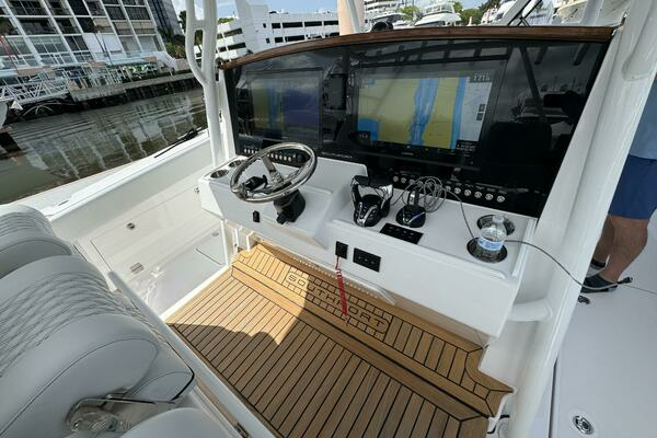 38ft Southport Yacht For Sale