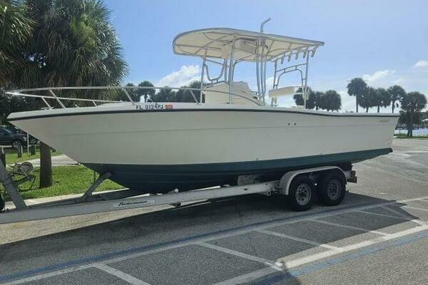 Photo of the 1995 Pursuit 2600 CC "Precious Jems"