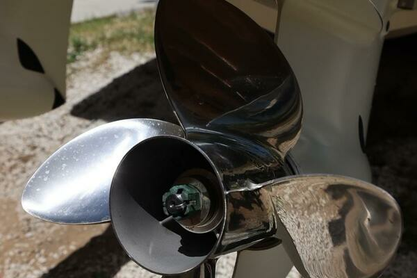 Photo of the 2001 Contender 27 Open "Late Fees"