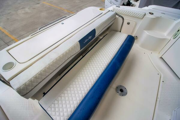 Photo of the 2005 Sea Ray 340 Sundancer