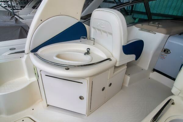 Photo of the 2005 Sea Ray 340 Sundancer