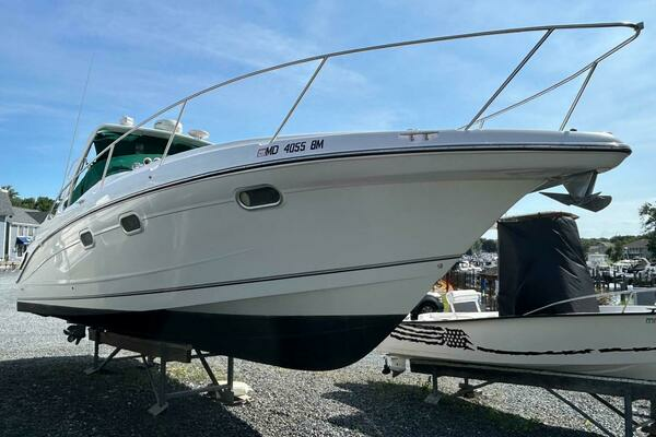 Photo of the 2001 Four Winns 328 Vista "Worth The Wait"