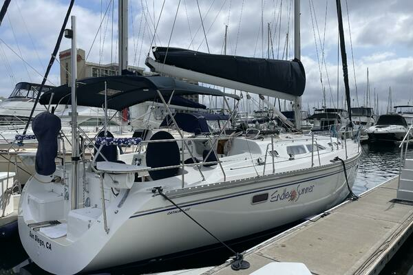 Catalina 400 Yacht For Sale