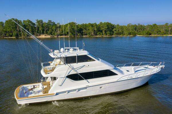 72' Hatteras