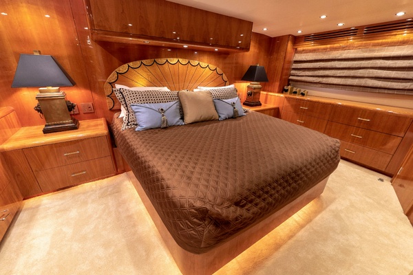 SONORA 72ft Hatteras Yacht For Sale