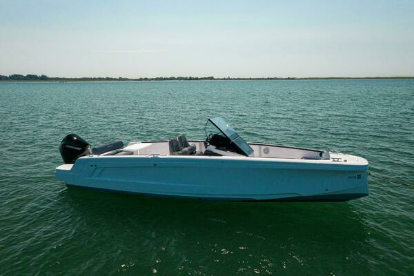 Photo of the 2021 Axopar 22 Spyder "Artemis II"