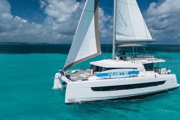 Photo of the 2021 Bali Bali 4.8 "BELLA  "