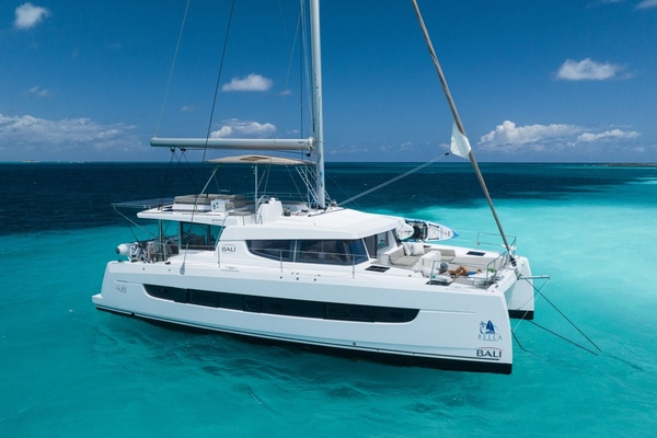 Photo of the 2021 Bali Bali 4.8 "BELLA  "