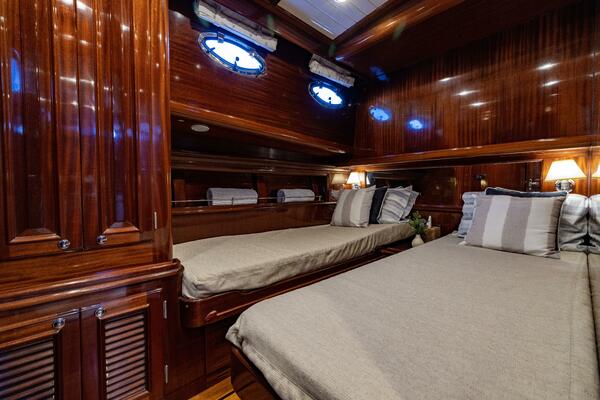 HOLLY ANN 64ft Vicem Yacht For Sale