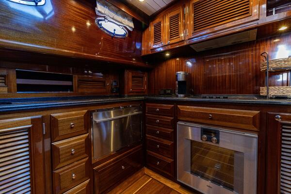 HOLLY ANN 64ft Vicem Yacht For Sale