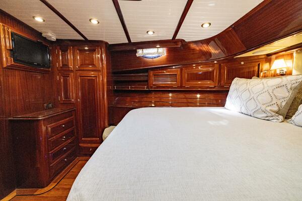 HOLLY ANN 64ft Vicem Yacht For Sale