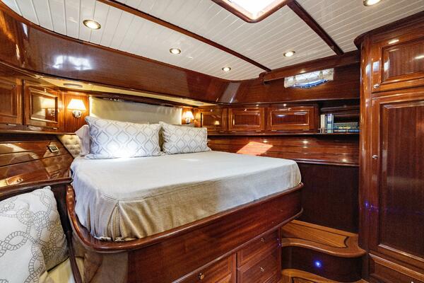 HOLLY ANN 64ft Vicem Yacht For Sale