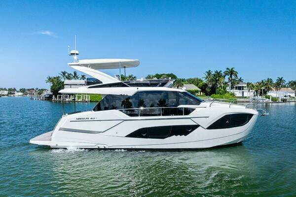 47-ft-Absolute-2025-47 Fly-New 47 Absolute Flybridge-Naples Florida United States yacht for sale