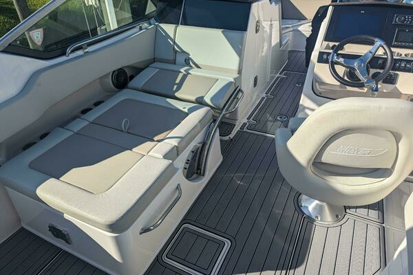ODYSSEA 24ft Boston Whaler Yacht For Sale
