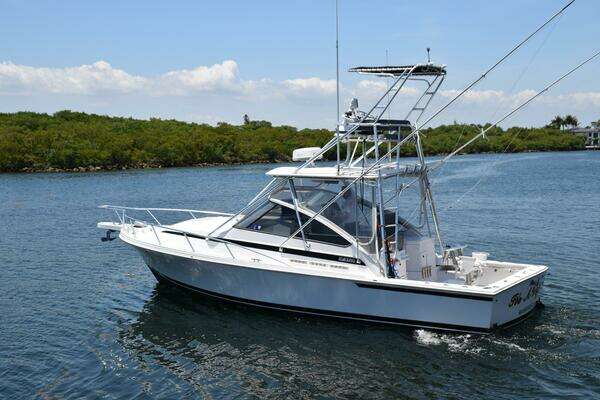 Photo of the 1995 Blackfin Combi 33 "IT'S A WRAP"