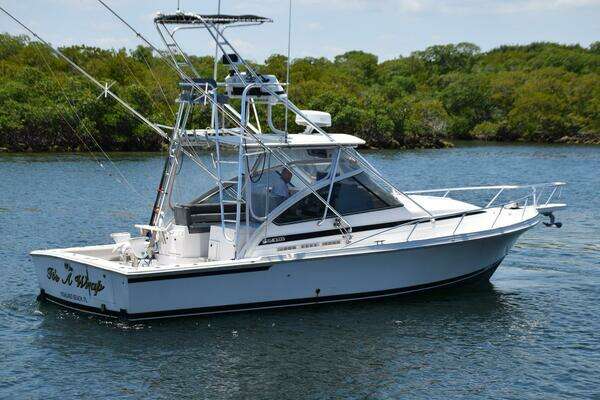 Photo of the 1995 Blackfin Combi 33 "IT'S A WRAP"