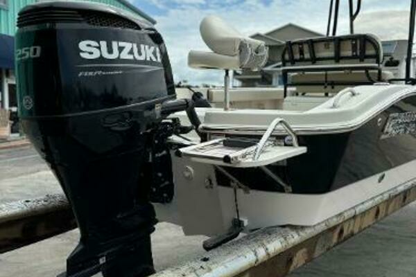 2021 Carolina Skiff 24