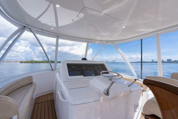 Photo of the 2019 Viking Convertible "SEA BLOCK"